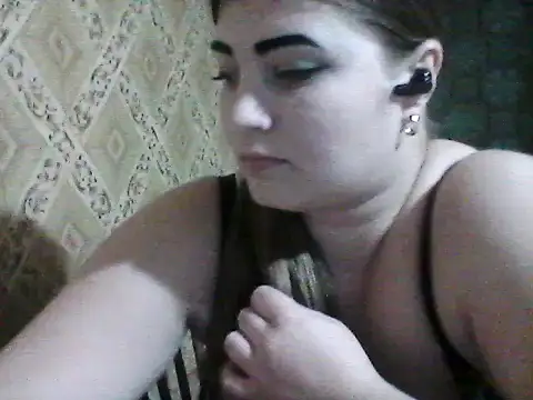 Snapshot of Elizabeth_Meow chatting on 17, 11, 2025 Elizabeth Meow online show from 17, 11, 2025