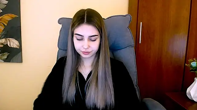 Lili magic online show from 28, 1, 2025