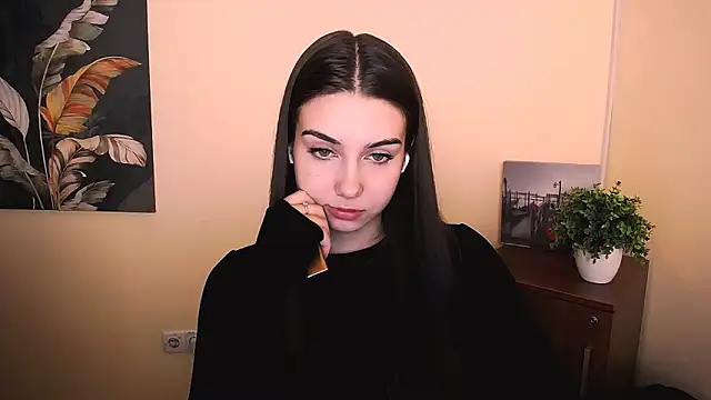 Lili magic online show from 11, 9, 2025