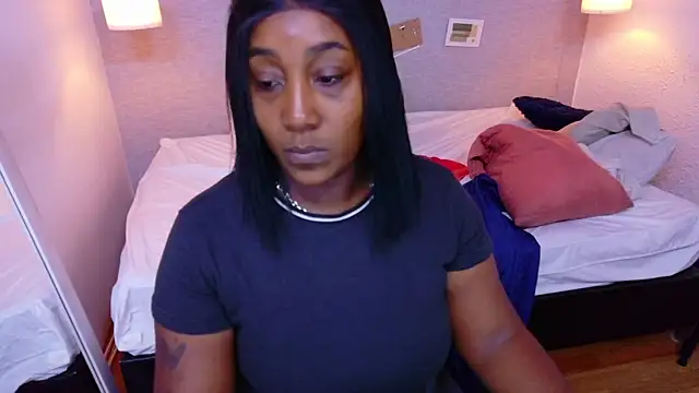 kiara evanss online show from 15, 7, 2026