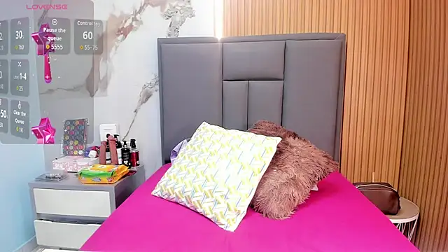 CINTYLOVELY online show from 30, 9, 2025