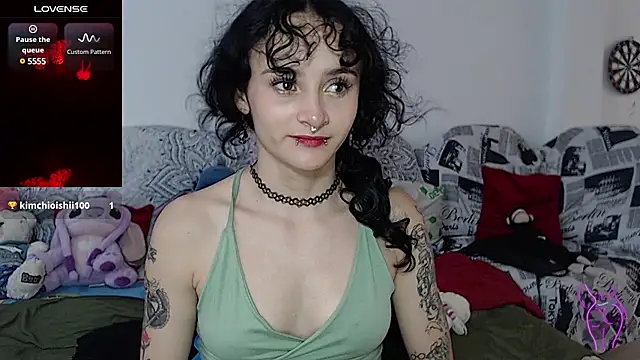 kitty22  online show from 29, 1, 2025