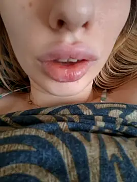 Elza kom online show from 16, 2, 2026