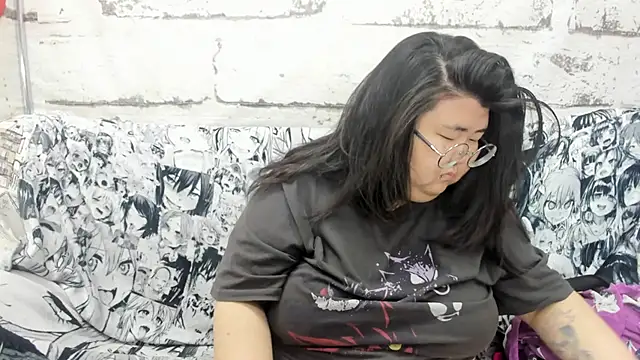 Nadine asian online show from 7, 11, 2025