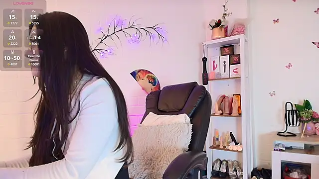 Rapunzeell  online show from 27, 9, 2025