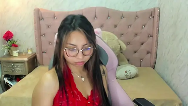 XSmaggiiee online show from 15, 1, 2025