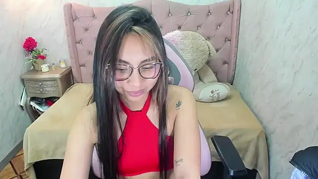 XSmaggiiee online show from 18, 1, 2025