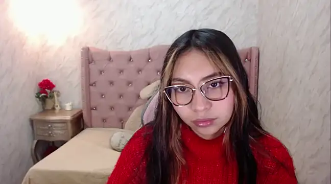 XSmaggiiee online show from 18, 3, 2025