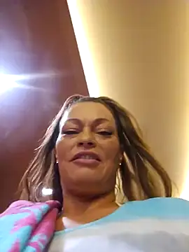 Snapshot of Erotic_and_Exotic chatting on 5, 1, 2025 Erotic and Exotic online show from 5, 1, 2025