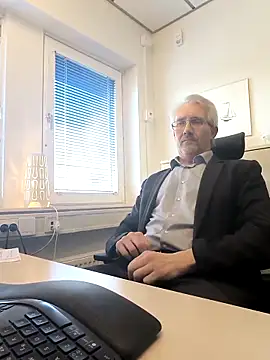 Snapshot of tom-swede chatting on 30, 3, 2026 tom-swede online show from 30, 3, 2026