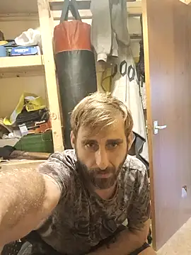 Snapshot of MaverickShamless@xh chatting on 10, 1, 2026 MaverickShamlessxh online show from 10, 1, 2026