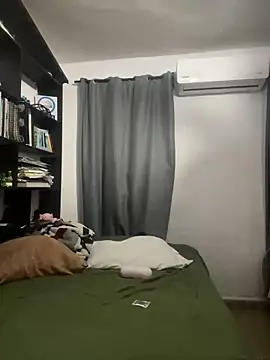 Snapshot of Magicerosxx69 chatting on 17, 12, 2025 Magicerosxx69 online show from 17, 12, 2025