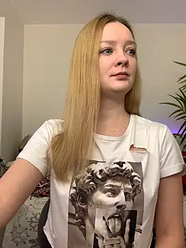 Snapshot of Radiants_two chatting on 11, 12, 2024 Radiants two online show from 11, 12, 2024