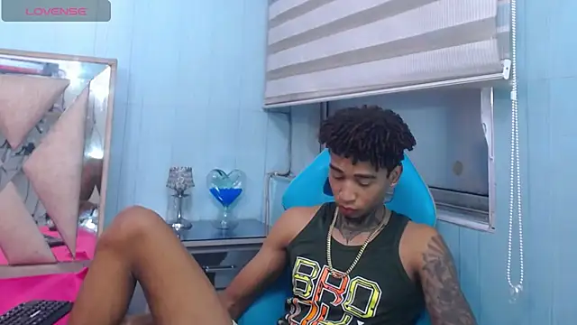 sexy blacks  online show from 15, 9, 2025