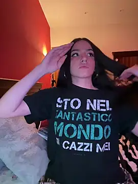 Snapshot of ShannonShanny chatting on 18, 12, 2024 ShannonShanny online show from 18, 12, 2024