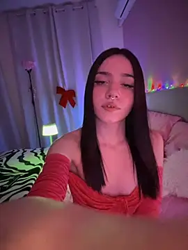 Snapshot of ShannonShanny chatting on 3, 12, 2025 ShannonShanny online show from 3, 12, 2025