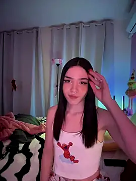 Snapshot of ShannonShanny chatting on 17, 12, 2025 ShannonShanny online show from 17, 12, 2025