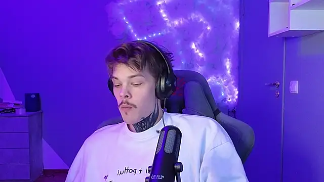 DENIS HERE online show from 24, 1, 2025