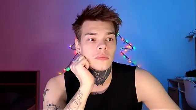 DENIS HERE online show from 3, 12, 2025