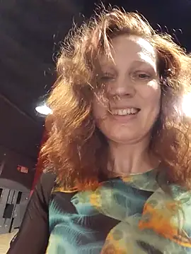 Exhibitionsplit online show from 5, 2, 2026