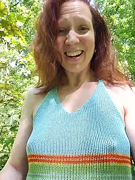 Snapshot of Exhibitionsplit chatting on 16, 5, 2026 Exhibitionsplit online show from 16, 5, 2026
