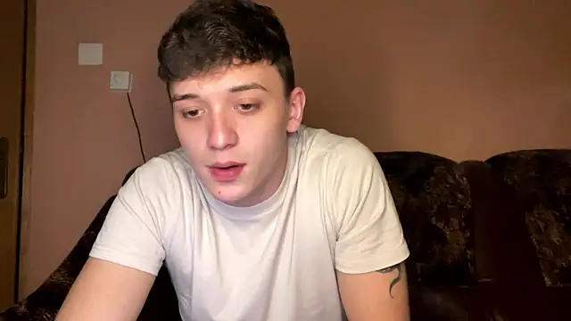 Snapshot of Joedonovan1 chatting on 6, 1, 2025 Joedonovan1 online show from 6, 1, 2025