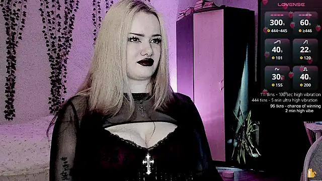 strawberry elfcat online show from 31, 7, 2026