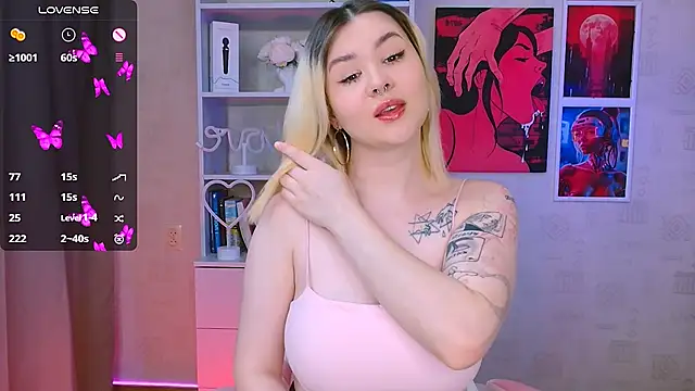 Snapshot of cutie_mili chatting on 21, 1, 2025 cutie mili online show from 21, 1, 2025