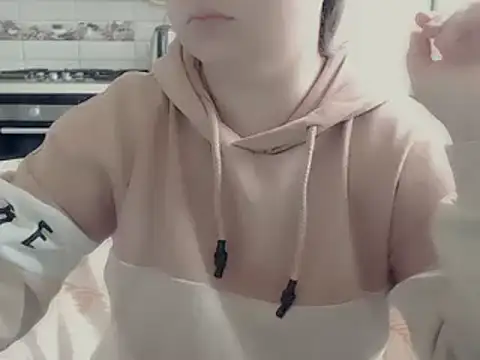 whiteFlower online show from 3, 12, 2024