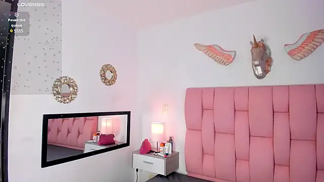 Snapshot of VeronikaOlsen chatting on 24, 1, 2025 VeronikaOlsen online show from 24, 1, 2025