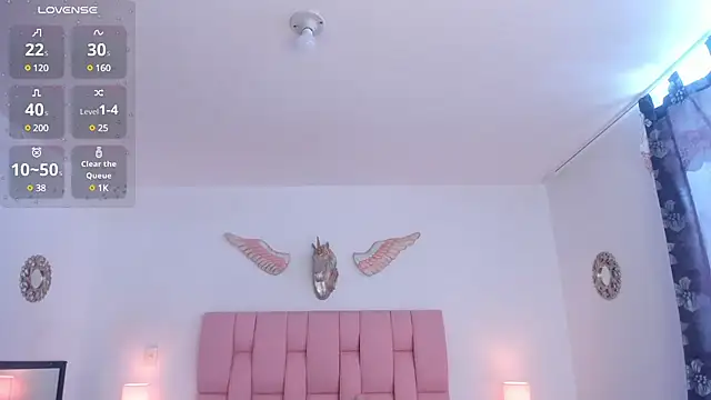 Snapshot of VeronikaOlsen chatting on 2, 2, 2025 VeronikaOlsen online show from 2, 2, 2025