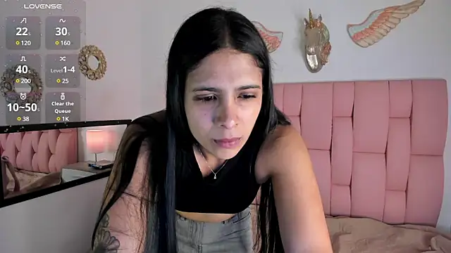 Snapshot of VeronikaOlsen chatting on 5, 2, 2025 VeronikaOlsen online show from 5, 2, 2025