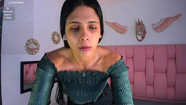 Snapshot of VeronikaOlsen chatting on 18, 3, 2025 VeronikaOlsen online show from 18, 3, 2025