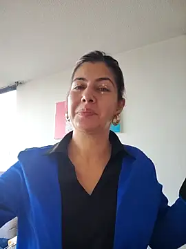 scarlett moore online show from 18, 10, 2025