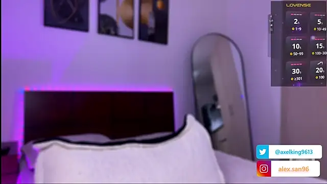 Snapshot of AxelKing1326 chatting on 12, 11, 2025 AxelKing1326 online show from 12, 11, 2025