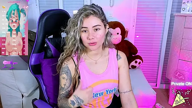 Tawny cox online show from 20, 12, 2024