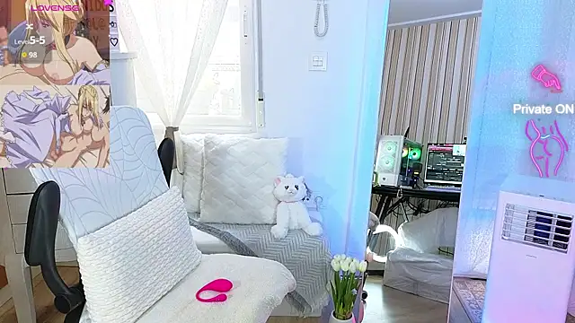 Tawny cox online show from 21, 9, 2025