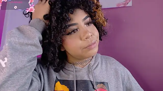 foxxy-lov3 online show from 11, 4, 2026