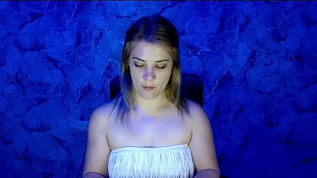 Snapshot of nika_gold1 chatting on 21, 6, 2026 nika gold1 online show from 21, 6, 2026