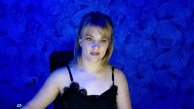 Snapshot of nika_gold1 chatting on 29, 7, 2026 nika gold1 online show from 29, 7, 2026