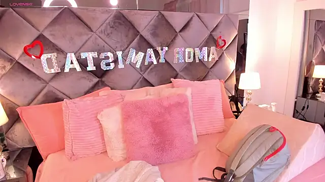 sofhiaa adaams online show from 17, 2, 2025