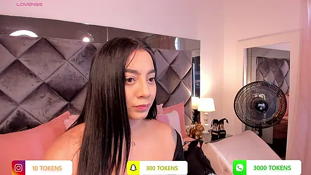 sofhiaa adaams online show from 2, 3, 2025