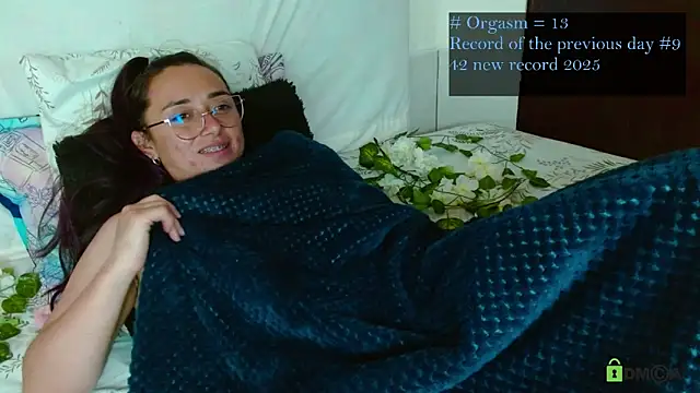 Hot Candy  online show from 8, 1, 2026