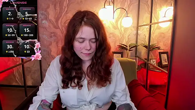 SophiePure online show from 6, 3, 2025