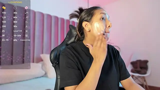 AmelyaMann online show from 23, 1, 2025