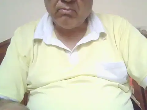 Snapshot of Nuttysub chatting on 7, 11, 2025 Nuttysub online show from 7, 11, 2025