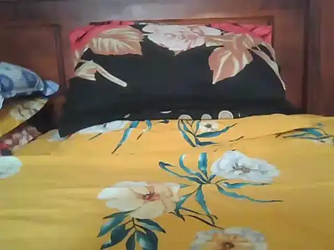 Snapshot of Nuttysub chatting on 19, 11, 2025 Nuttysub online show from 19, 11, 2025