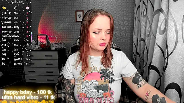 flower sarah  online show from 22, 11, 2025