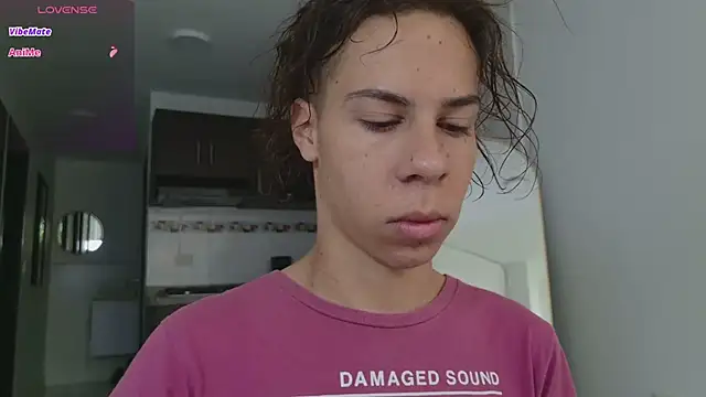 Snapshot of grey___27 chatting on 13, 3, 2026 grey 27 online show from 13, 3, 2026