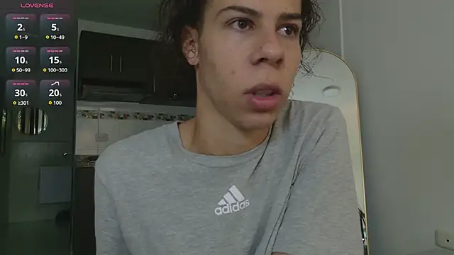 Snapshot of grey___27 chatting on 13, 4, 2026 grey 27 online show from 13, 4, 2026